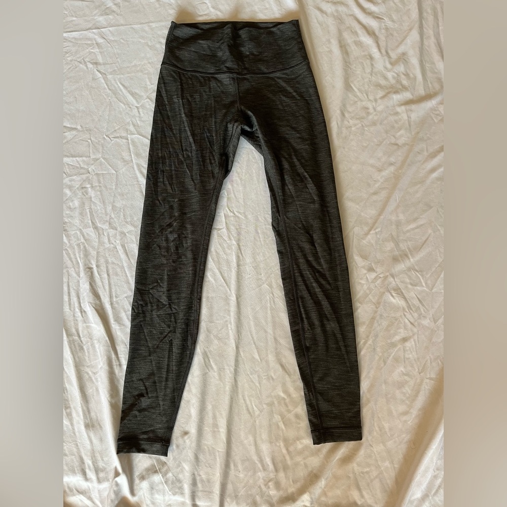 Gray Wunder Under lululemon leggings size 6